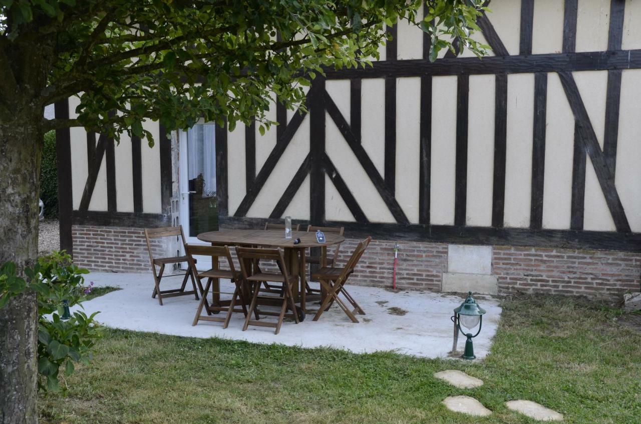 Gite De La Pature Le Thuit-Simer Kültér fotó